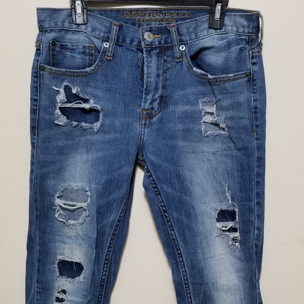 AE Core Flex Destroyed Skinny Jeans 31x32